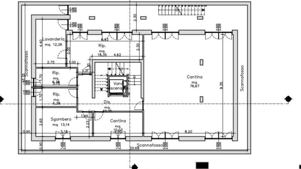 Villa su progetto a poca distanza dal centro di Forte dei Marmi