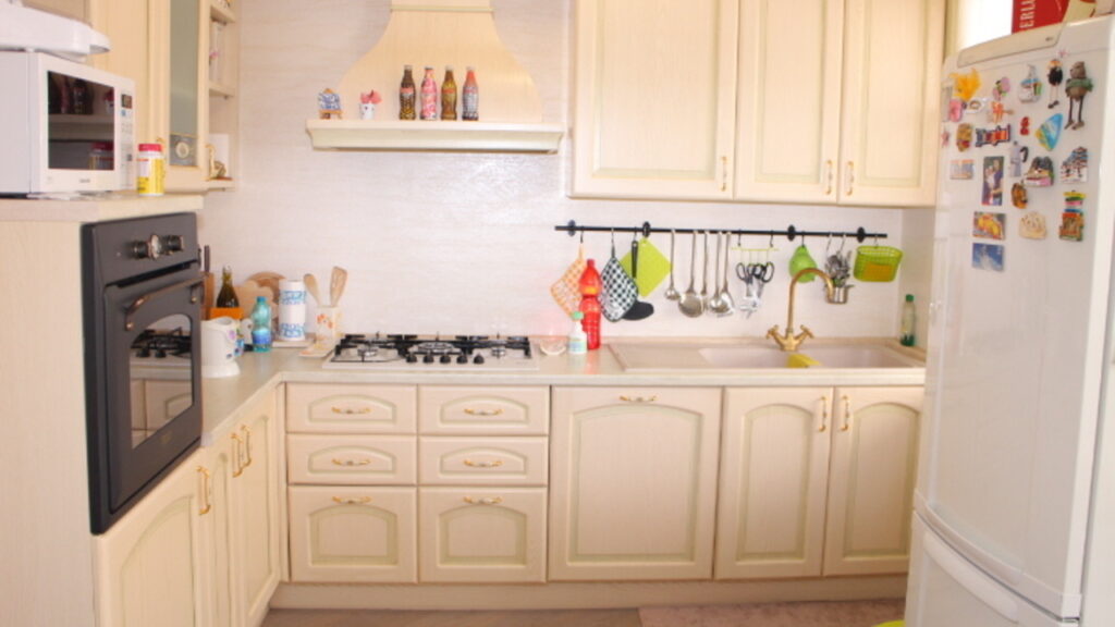 Central apartment, 100 meters from the sea