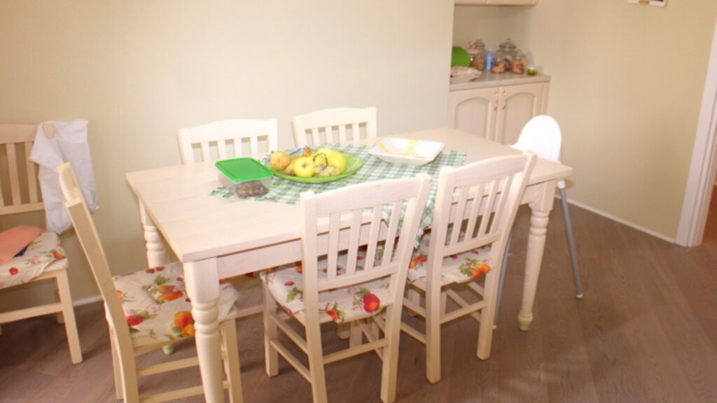 Central apartment, 100 meters from the sea