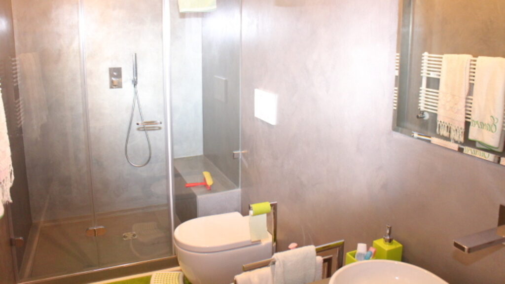 Central apartment, 100 meters from the sea