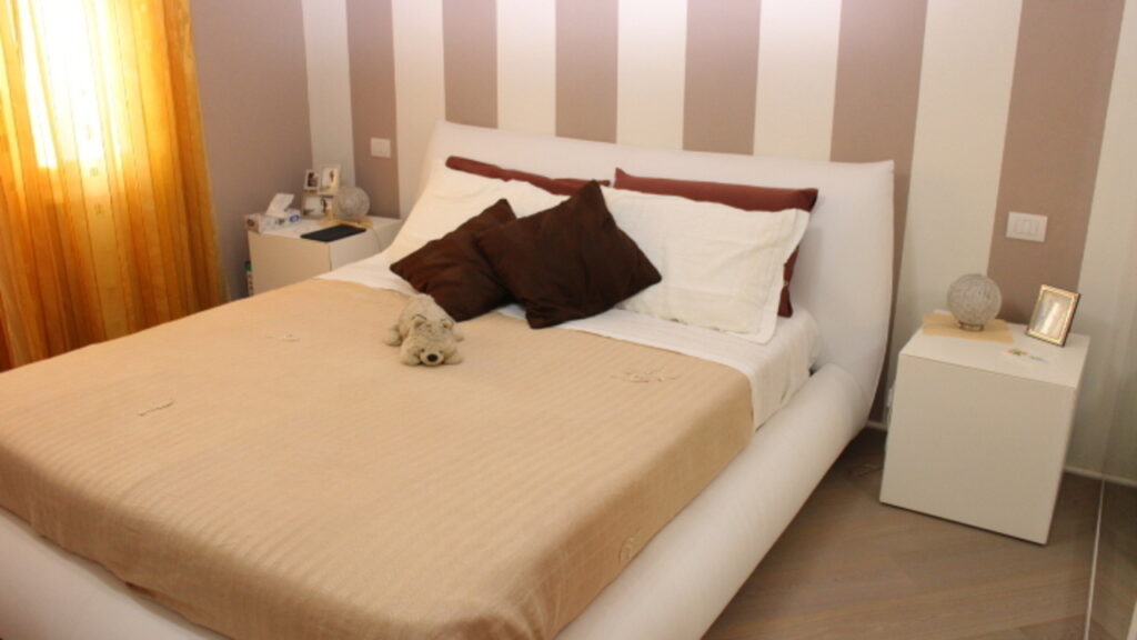 Central apartment, 100 meters from the sea
