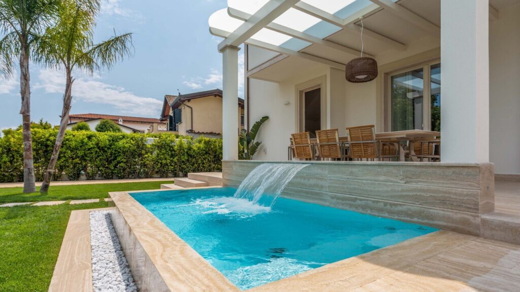 Incantevole villa con vasca esterna