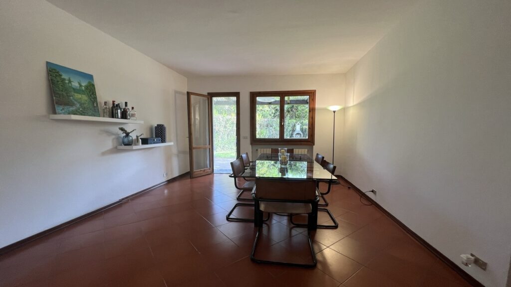 ESCLUSIVA! Villa in zona residenziale vicino al centro di Forte dei Marmi