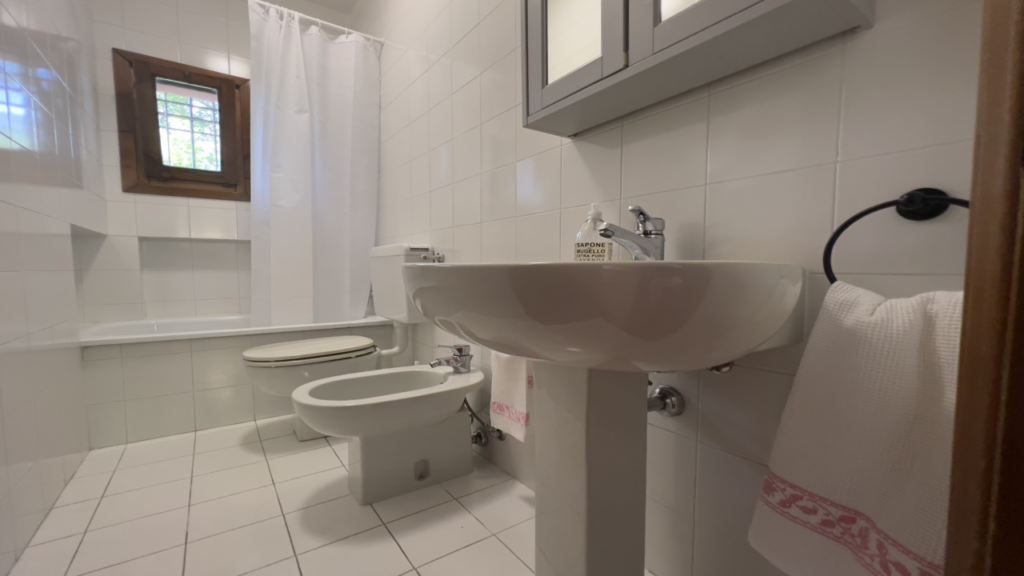 ESCLUSIVA! Villa in zona residenziale vicino al centro di Forte dei Marmi