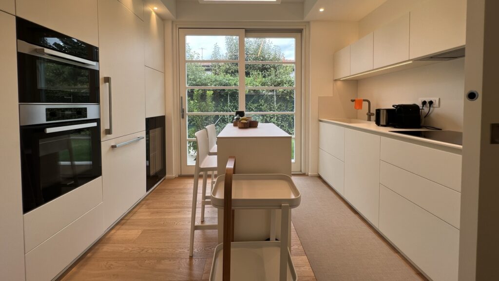 Completely renovated villa in a residential area near the center of Forte dei Marmi