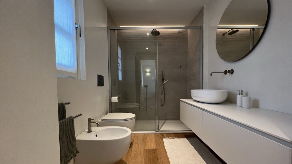 Completely renovated villa in a residential area near the center of Forte dei Marmi