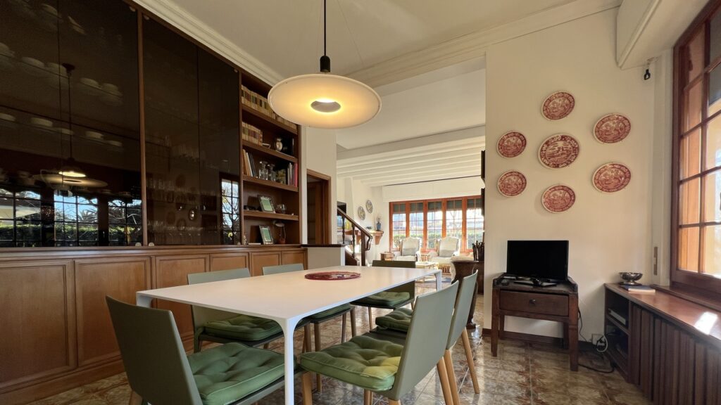 Villa a circa 50 metri dal mare