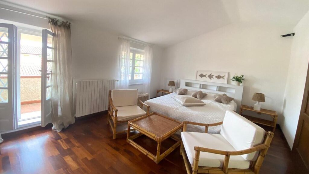 Villa alle spalle del centro di Forte dei Marmi disponibile anche per locazioni settimanali
