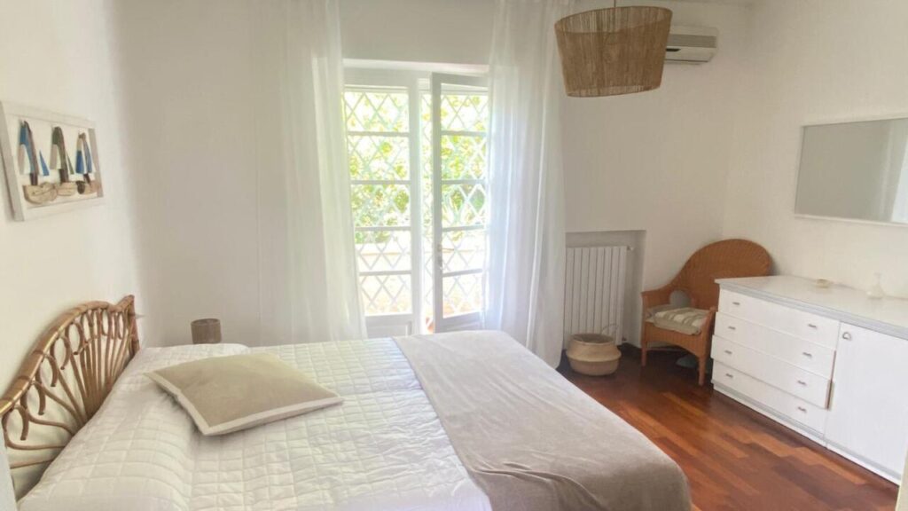 Villa alle spalle del centro di Forte dei Marmi disponibile anche per locazioni settimanali