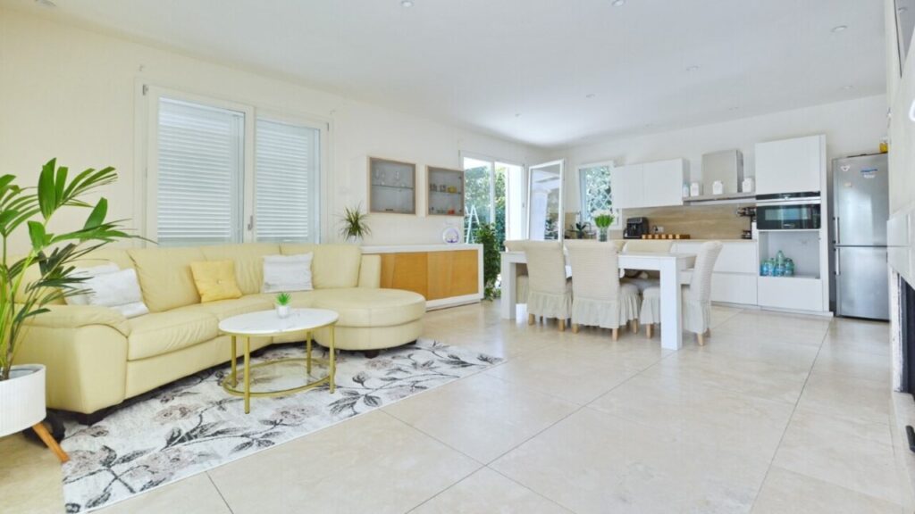Elegante villa in prestigiosa zona residenziale