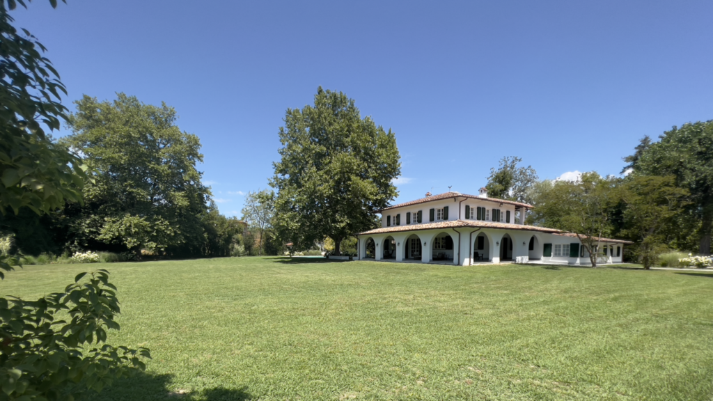 Meravigliosa villa con piscina
