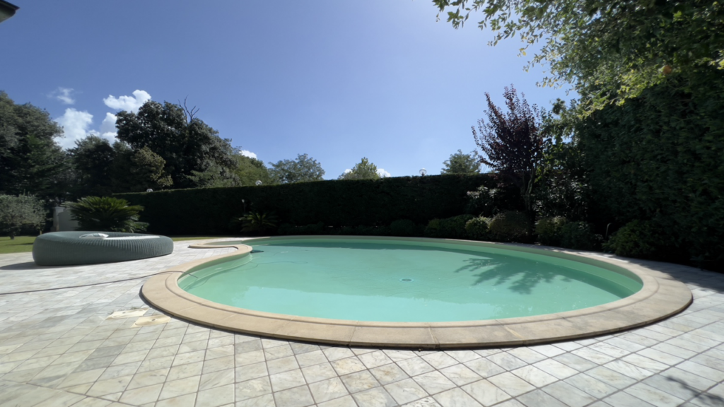 Villa con piscina completamente rinnovata