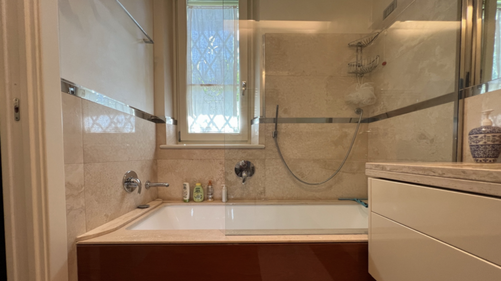 Villa con piscina completamente rinnovata