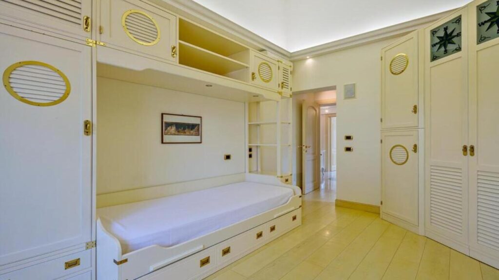 Villa con finiture di pregio