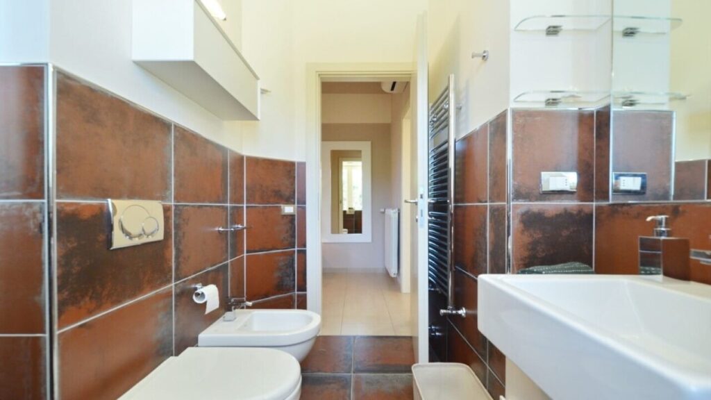 Villa nuova a in zona esclusiva